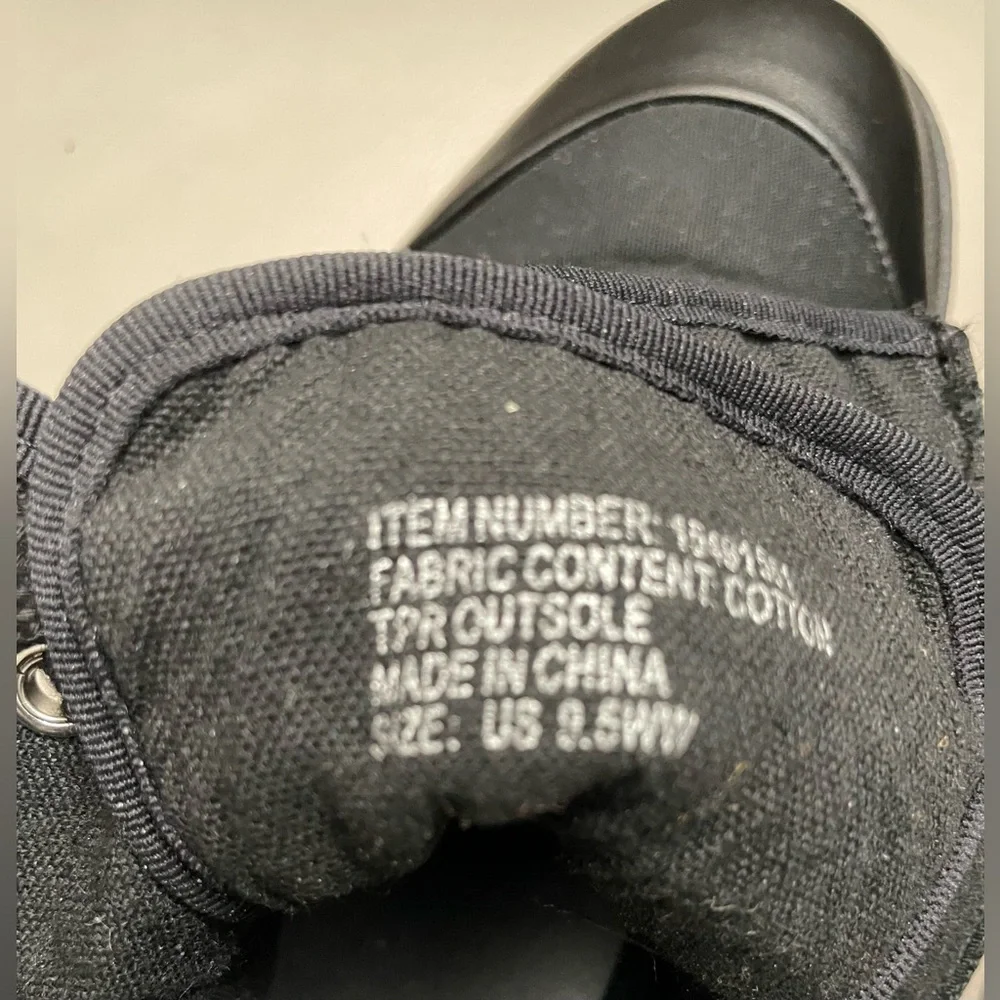 Torrid Black Canvas Lug Bootie Sz.9.5 (WW) - Picture 5 of 6